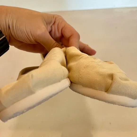 TOMS beige ivory neutral white Slides Size 10 new - Picture 7 of 8